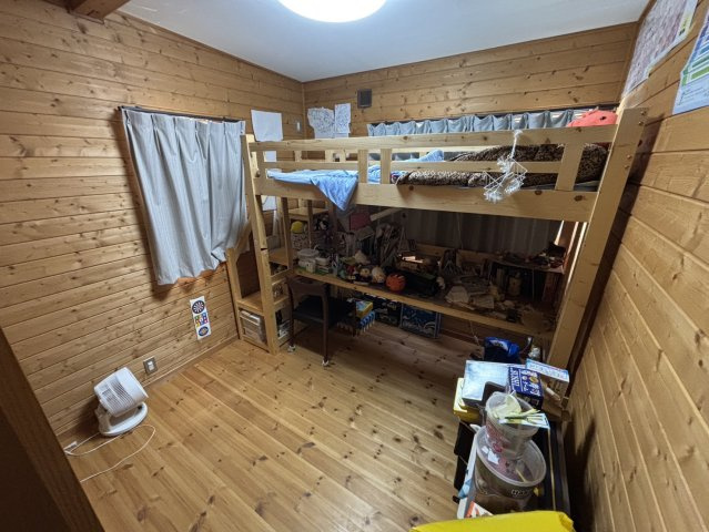 安佐北区三入南二丁目の子供部屋