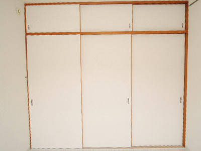 【収納】 | ※同一仕様・別号室の参考写真