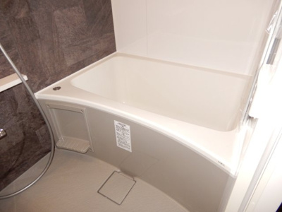 【浴室】 | ※同一仕様・別号室の参考写真