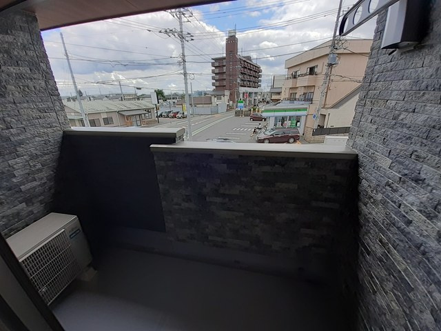 ａｎｎｏｎのバルコニー|バルコニー