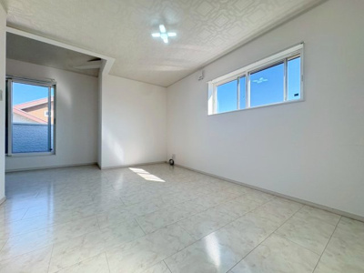 【居間・リビング】 | 豊中市永楽荘3丁目貸家