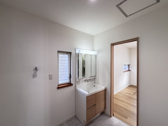 中古戸建　長楽寺1丁目の独立洗面台