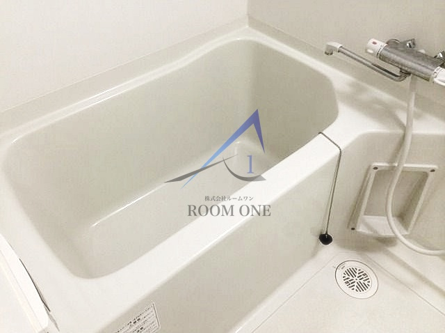 プレール・ドゥーク川崎平間の浴室|お風呂です。