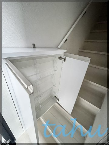 北区中十条１丁目のアパートの玄関