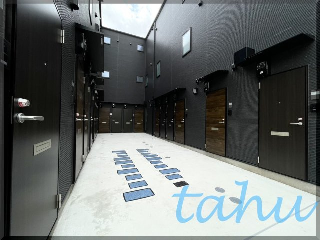 北区中十条１丁目のアパートのエントランス