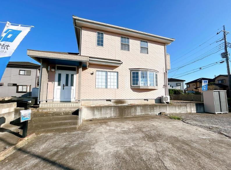 稲敷郡阿見町　中古戸建の外観|ご予約をいただければ、『平日の空いた時間』『周辺物件まとめて見たい』『1件だけ見たい』ももちろん可能です♪
お気軽にお問合せください♪