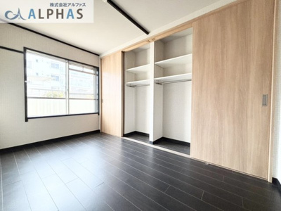 【洋室】 | 横尾２団地　８１号棟　１階 | たっぷりの収納スペースで快適に暮せます♪2022年12月クローゼット増設工事しております♪