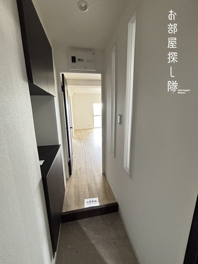 組坂ビル８の玄関