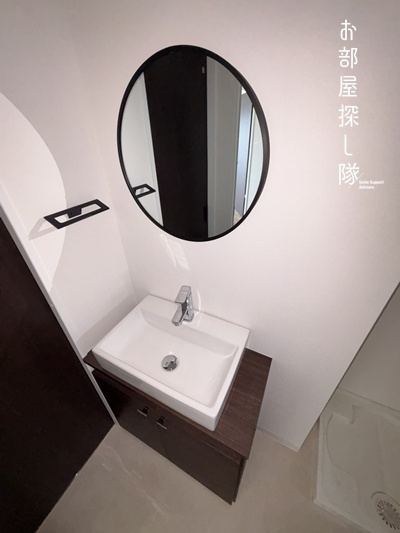 組坂ビル８の独立洗面台