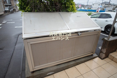 【その他共用部分】 | エルパラシオ鷺沼台 | 敷地内にゴミ置き場あります