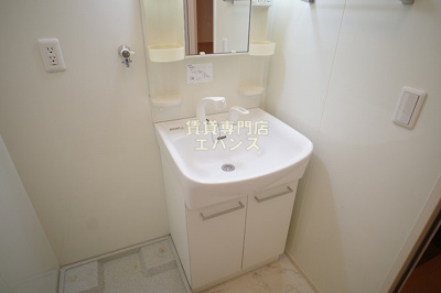 【独立洗面台】 | エルパラシオ鷺沼台 | 朝の身支度には欠かせない独立洗面化粧台