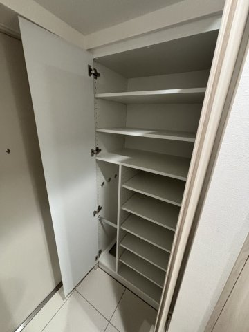 ARCOBALENO MINAMISENJUのその他|シューズボックス