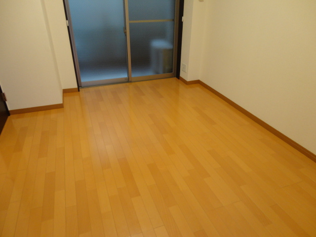 リブリ・ストラダーレの居間・リビング|別号室の参考写真です。