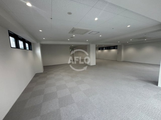 【エントランス】 | GROOVE神戸三宮BLDG. | GROOVE神戸三宮BLDG.