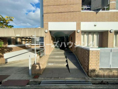 【エントランス】 | ファミリーハイツ岡町