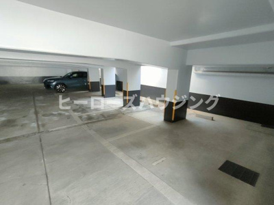 【駐車場】 | ファミリーハイツ岡町 | 車高155CMまで