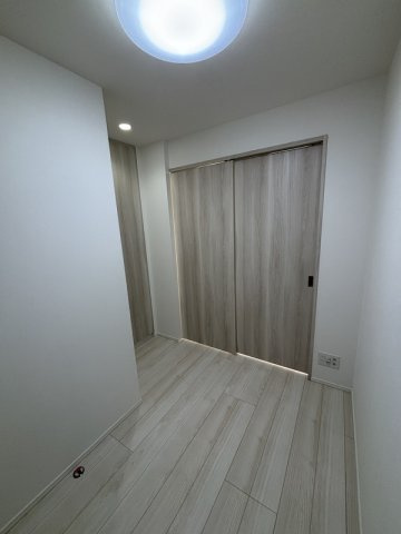 ARCOBALENO MINAMISENJUの居間・リビング