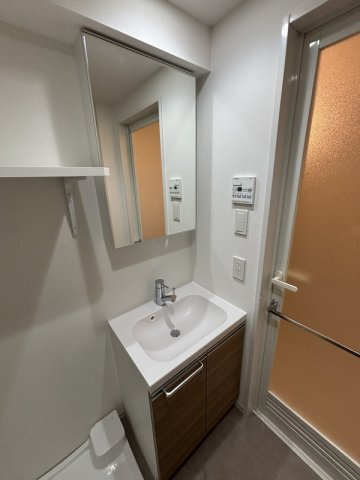 ARCOBALENO MINAMISENJUの洗面所