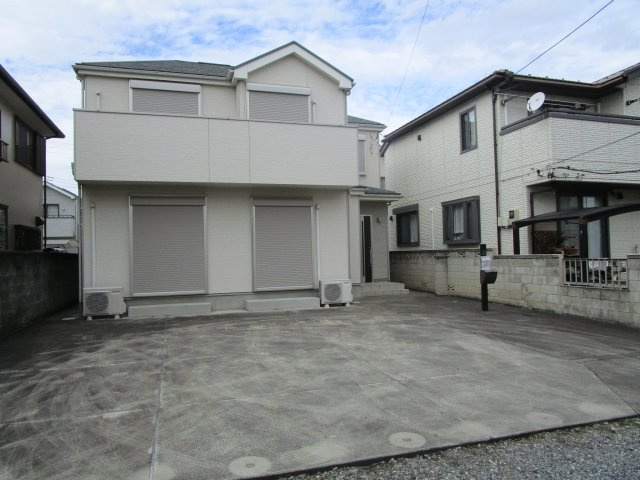 桶川市末広　中古戸建の外観