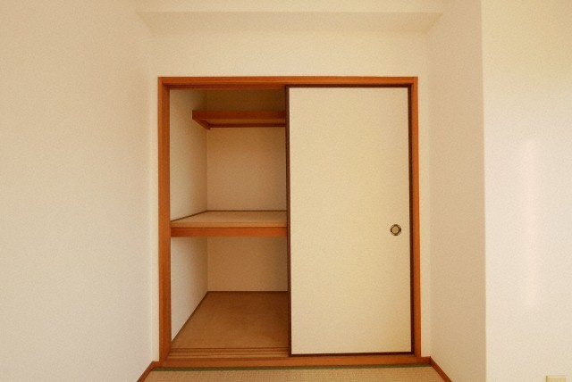 ローレルハウス北畠の収納