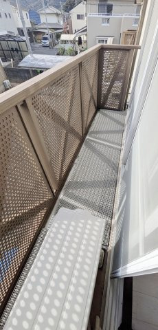瀬野ハイライフタウン C棟のバルコニー