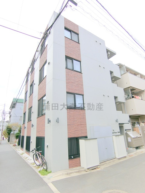 Bonds Stage千鳥町の外観