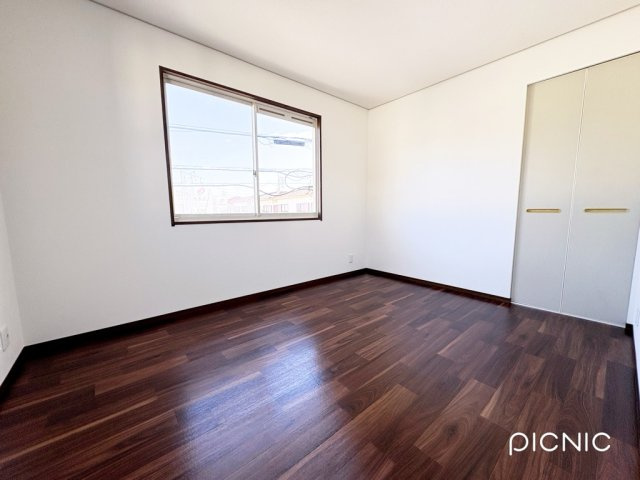 和歌山市園部の洋室