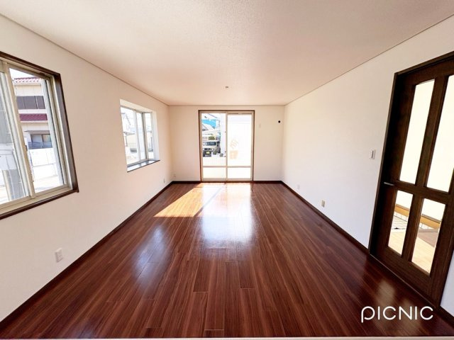 和歌山市園部の居間・リビング