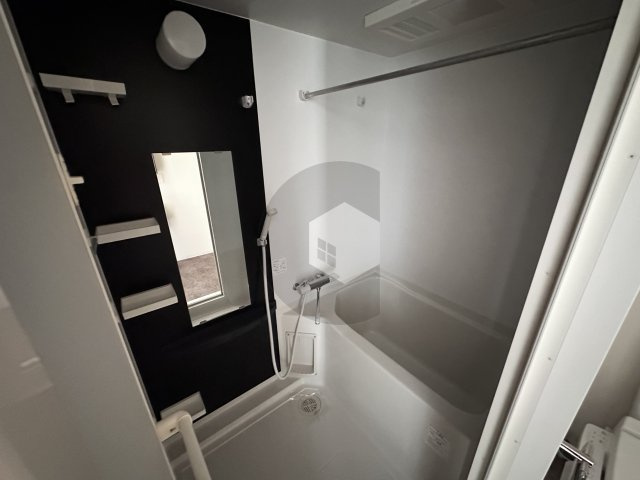 TLRレジデンス高井田の浴室