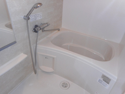 【浴室】 | ＱＵＥＮＴ８１１１． | 別部屋参考写真