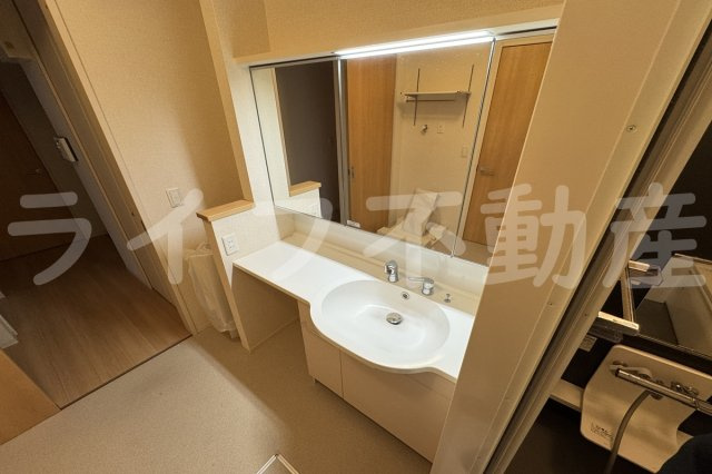 おばつじアイビーコートB棟　仲介手数料無料の独立洗面台|使いやすい独立洗面台です