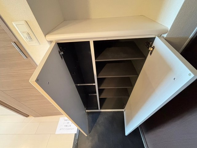 ララプレイス新大阪シエスタの収納