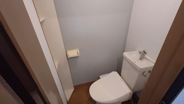 シャンボール読売ランド前２号棟のトイレ