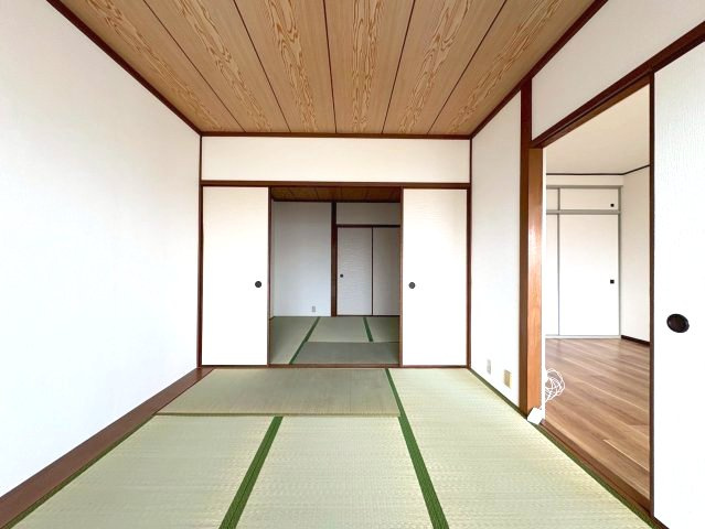 エムテック藤井寺の和室