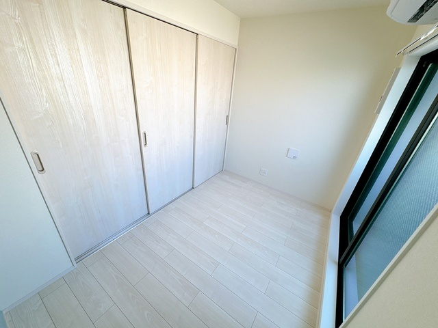 【洋室】 | JIN Residence吹田