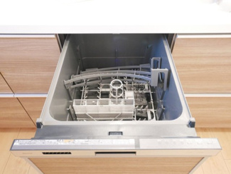【キッチン】 | 甲府市羽黒町 新築全3棟 1号棟 オール電化・長期優良住宅 | 食器洗い乾燥機付き