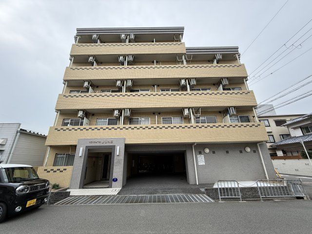 ハイツJUN3号館の外観