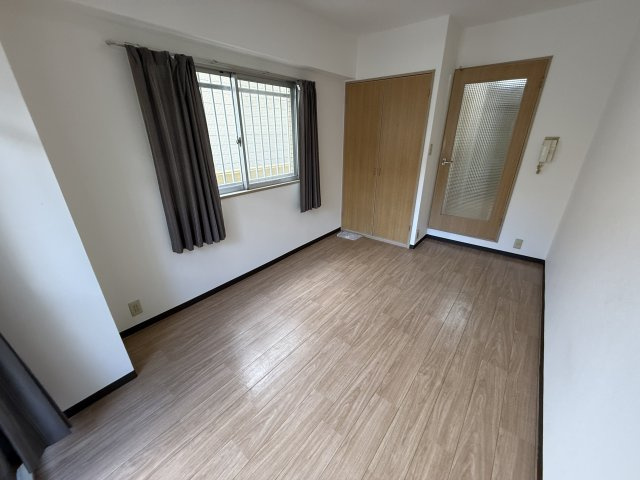 ハイツJUN3号館の居間・リビング