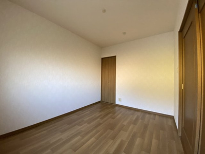 【洋室】 | グリーンフルうちはら