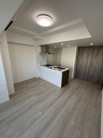 ARCOBALENO MINAMISENJUの居間・リビング