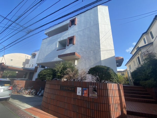 杉並区天沼３丁目の賃貸マンションの外観