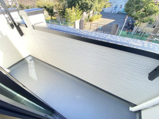 【バルコニー】 | 小学校9分　リビング18.5帖　芝山5　3号棟 | 施工例　
広いバルコニーで、物干しラクラクです♪♪