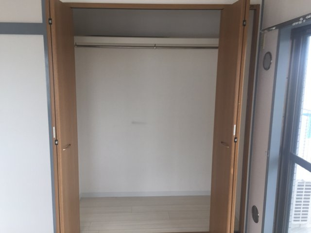 ホワイトコートⅡの収納