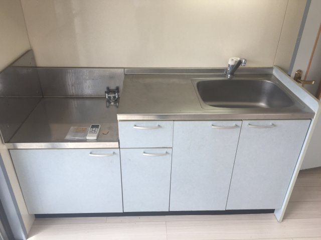 ホワイトコートⅡのキッチン