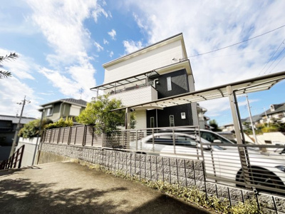 【外観】 | 八幡市橋本新石　中古戸建 | 《ローンの事やお家探しのご相談は（株）ゆいホームにお任せ下さい。ちょっとした疑問にも解りやすくお応えします。》お気軽にどうぞ(^^)/