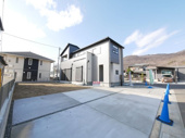 甲府市羽黒町 新築全3棟 2号棟 オール電化 敷地78坪の画像