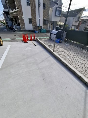 MAISON DE HIRO　2の駐車場