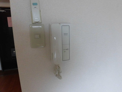 【セキュリティ】 | ベルメゾン南江口 | インターホン付きなので安心です。