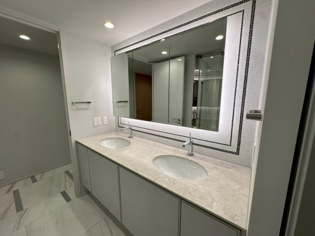 三田ガーデンヒルズの洗面所