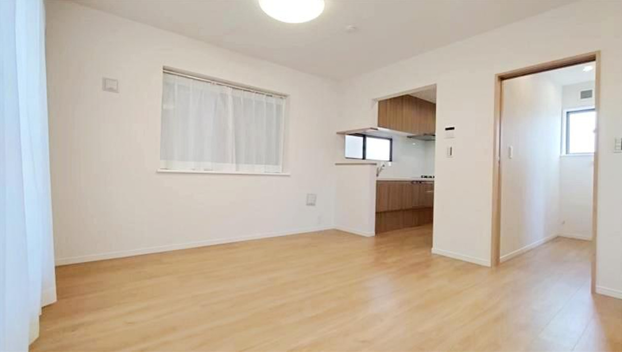 横浜市磯子区磯子2丁目 中古戸建て【仲介手数料無料】